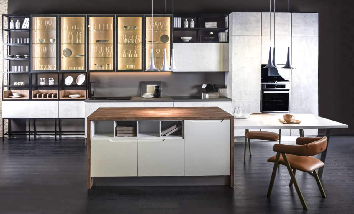Cannes Kitchen- Modern integration of customised elements