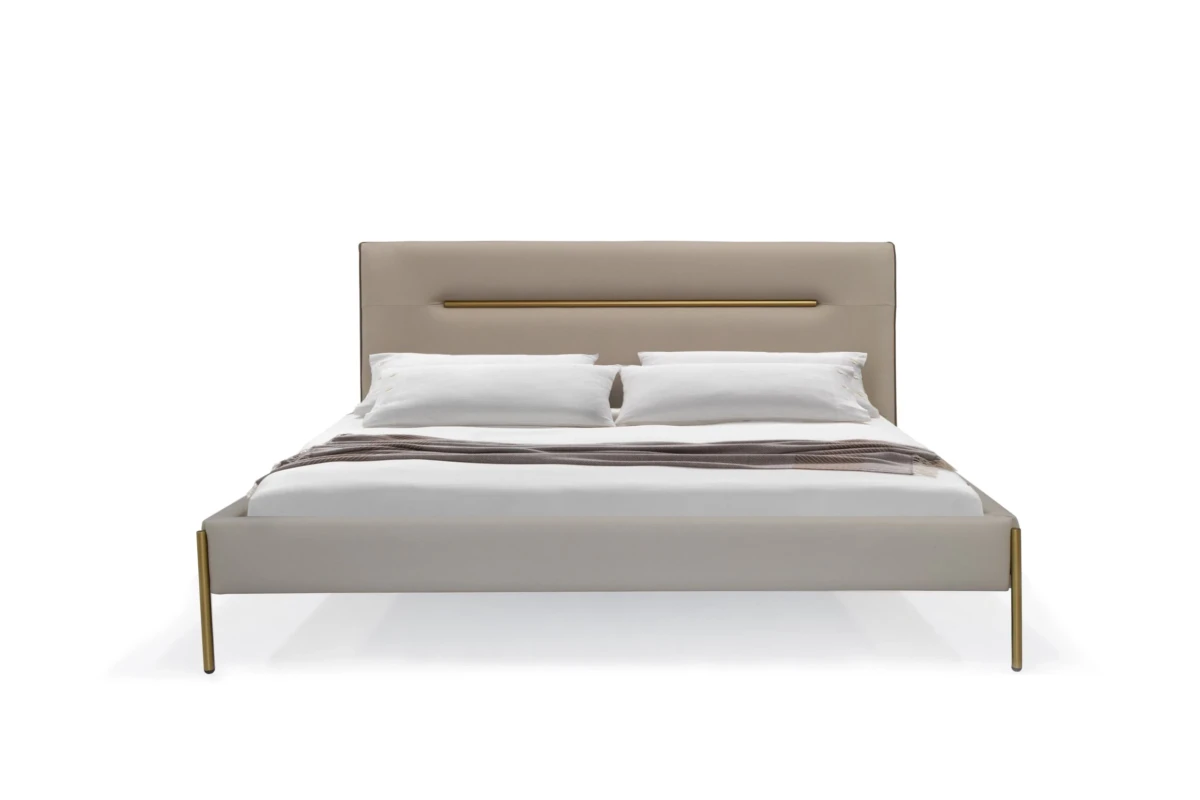 Front view of Cortes luxurious bed