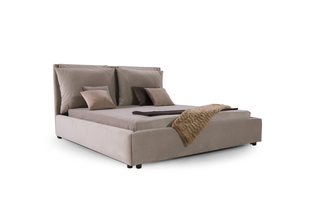 Flow Bed with integrated Plush Pillows
