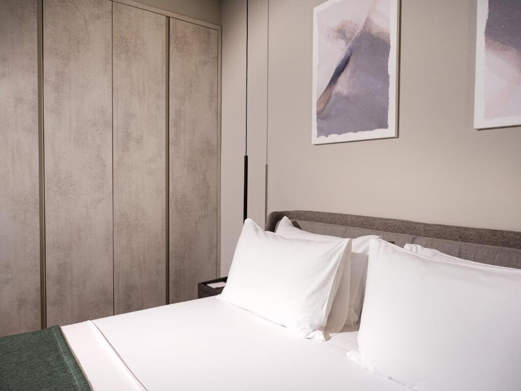 Curated Luxury Experience