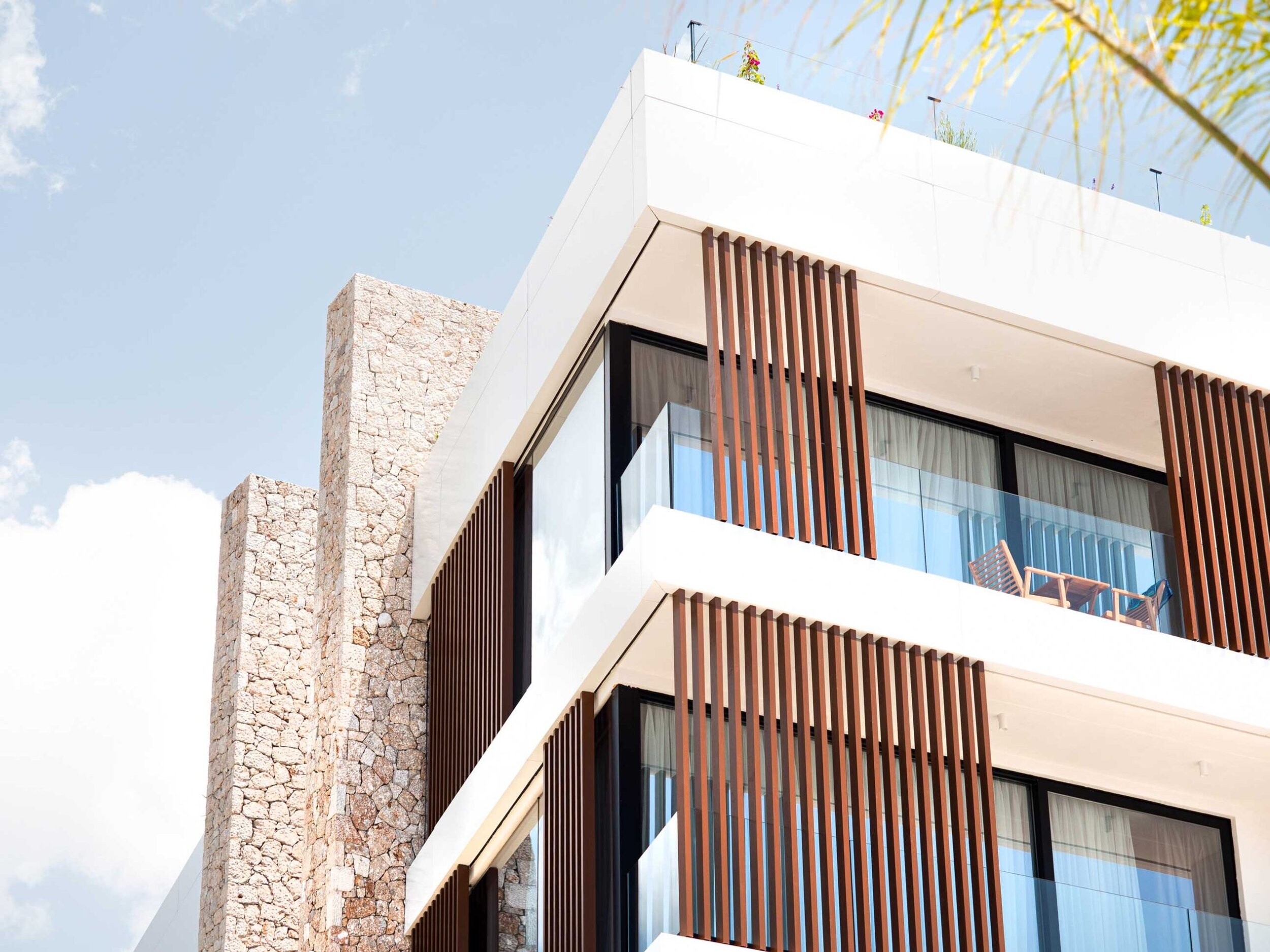 La Brisa Hotel