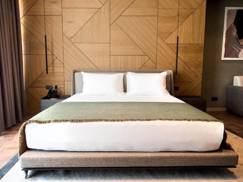 Elegant Comfort