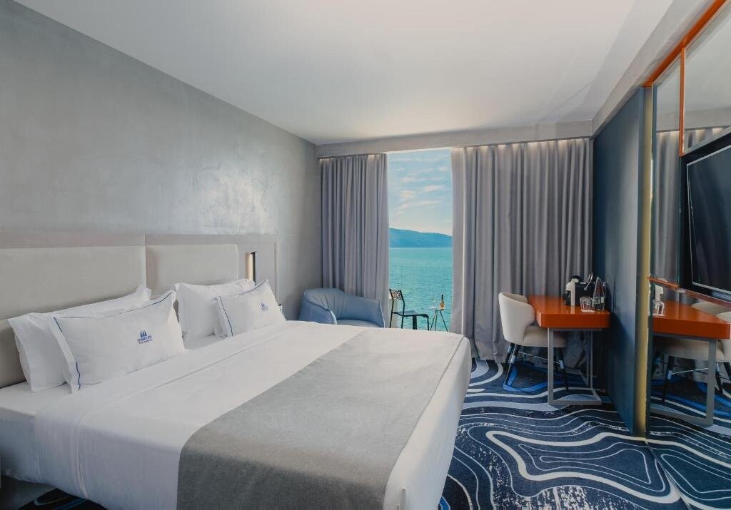 Luxurious Sorellina bed designed for Maritim Collection hotel rooms