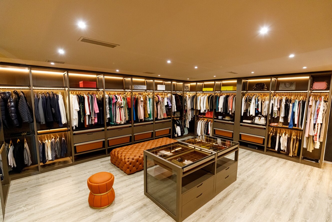 Private Villa South Albania - walk-in wardrobe with open rails and a glass-topped island, Vlore