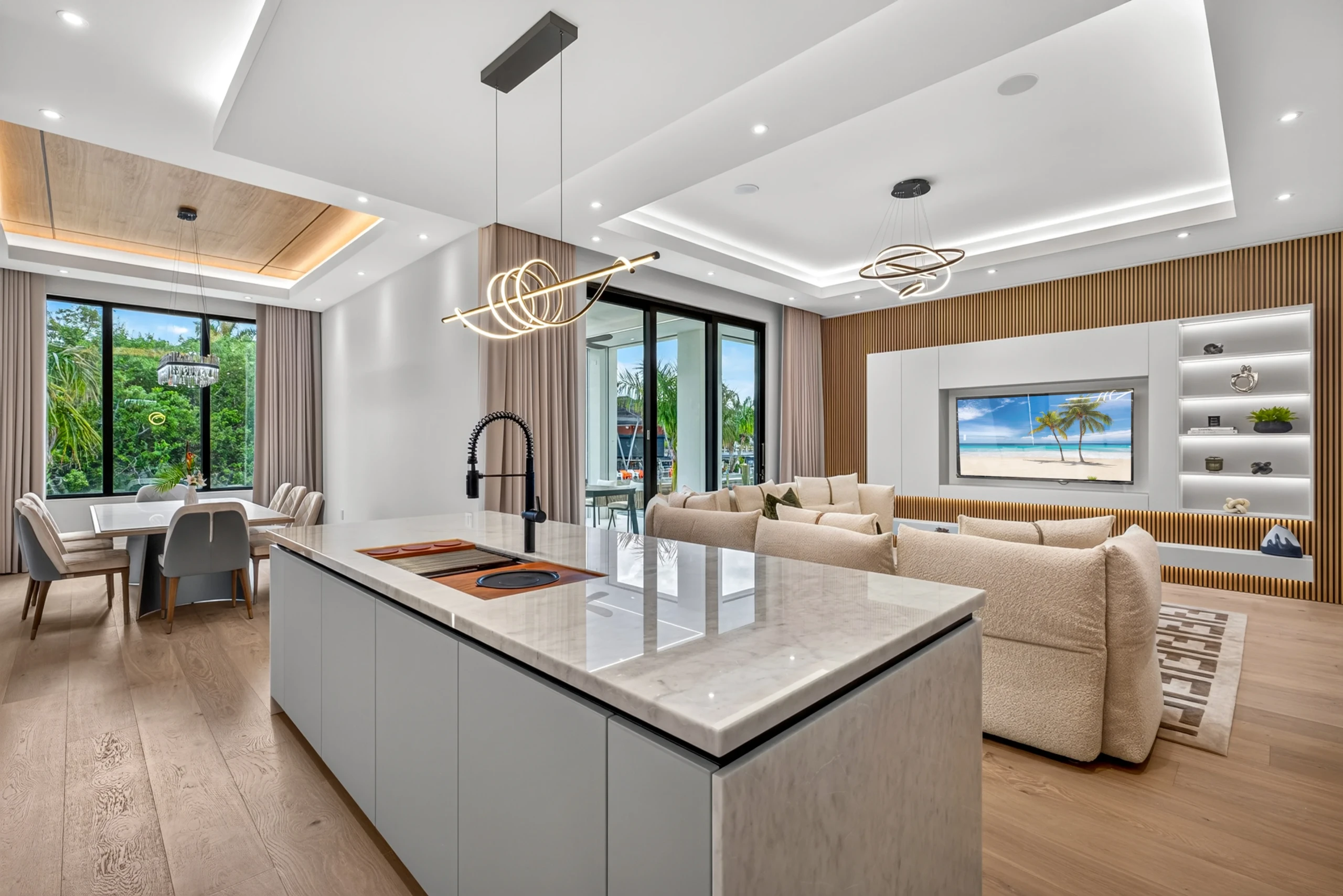 Bayshore Residence, Naples, furnished by ABLE Be Modern