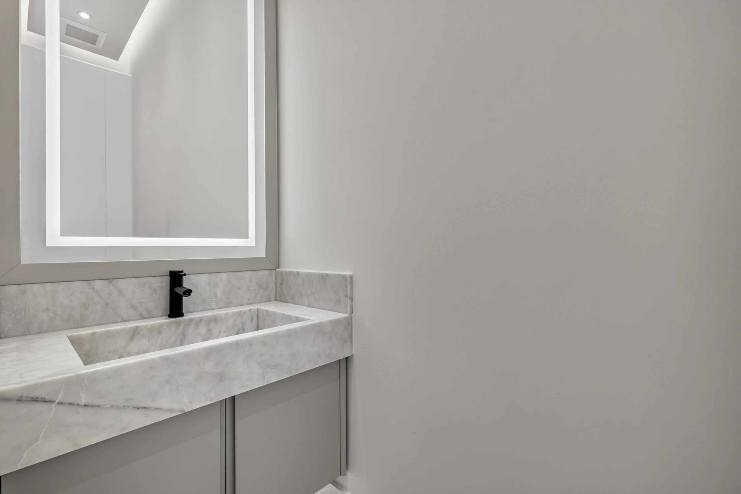 Bayshore Residence, Naples, furnished by ABLE Be Modern