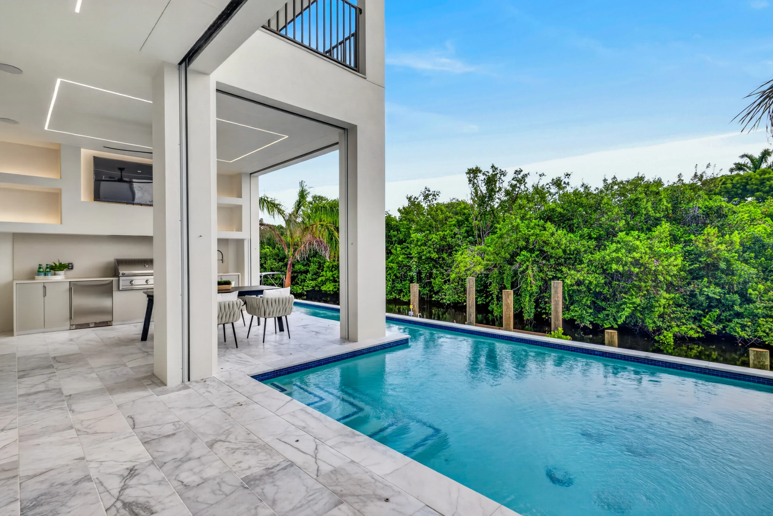 Bayshore Residence, Naples, furnished by ABLE Be Modern
