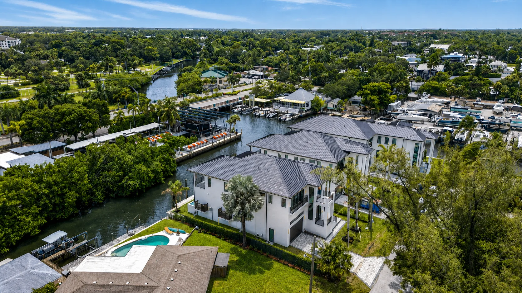 Bayshore Residence, Naples, furnished by ABLE Be Modern