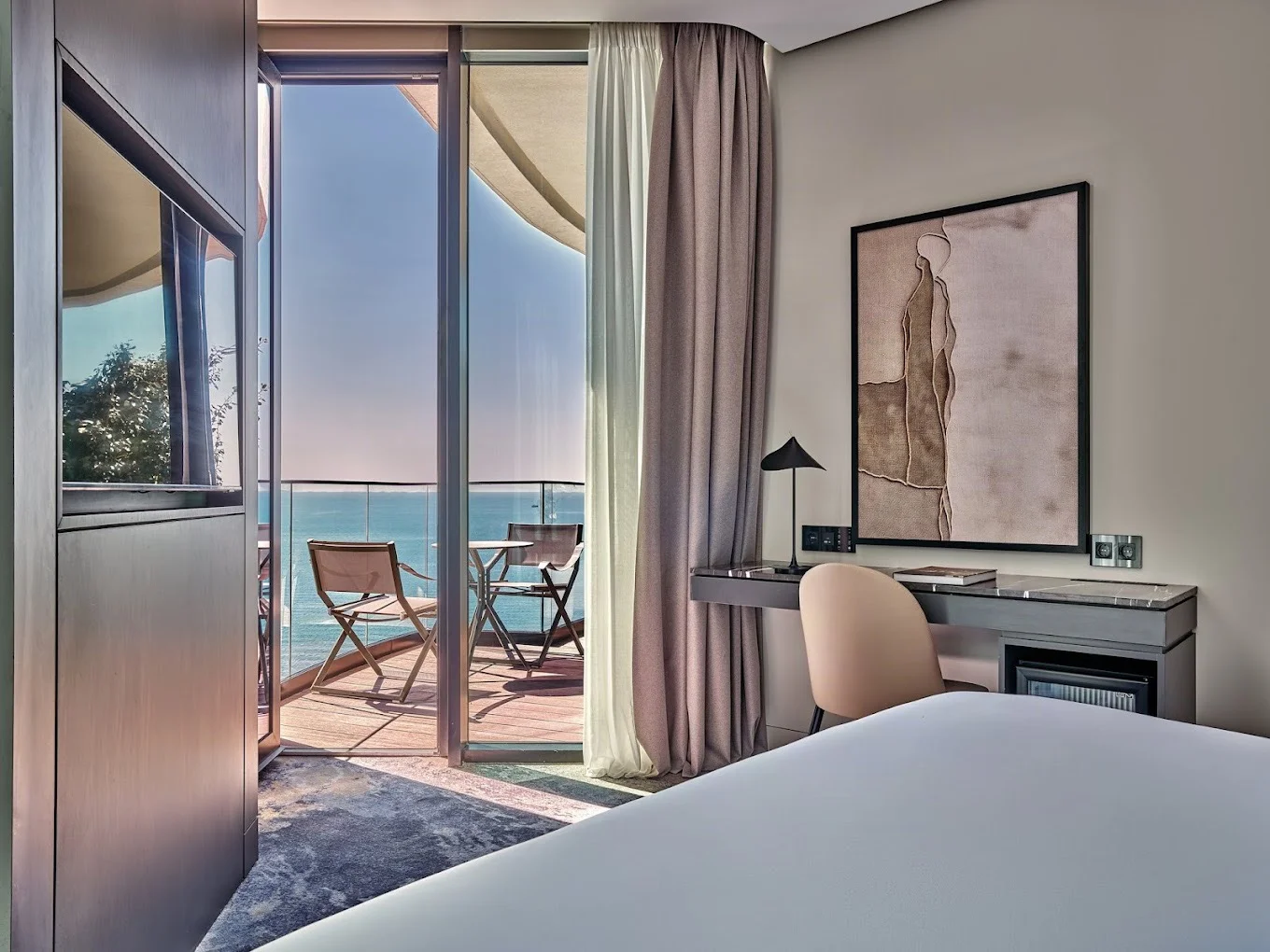 Crowne Plaza Durres, furnished by ABLE Be Modern