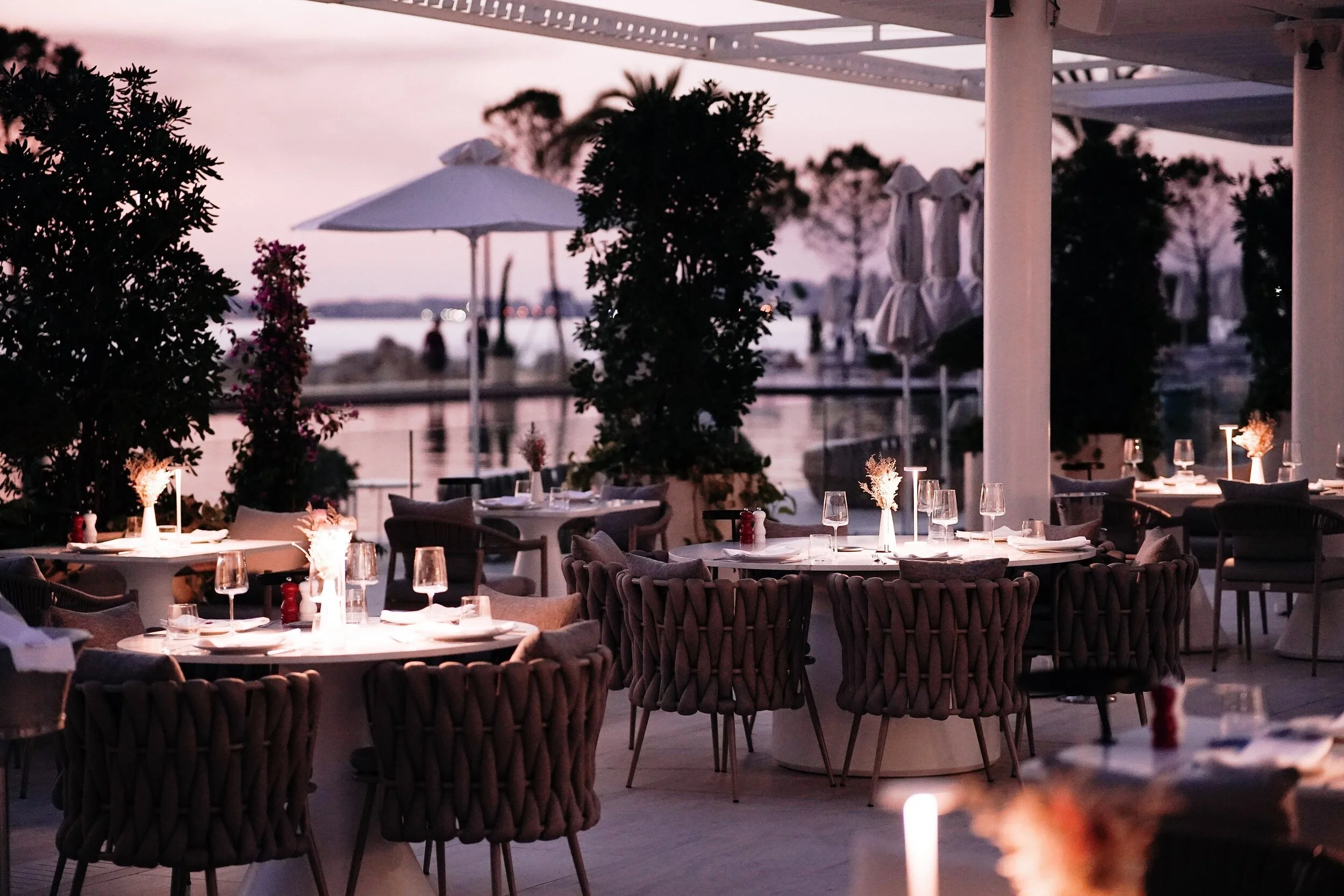 Crystal Luxury Resort, bar and restaurant furnishing, Vlore, ABLE Be Modern