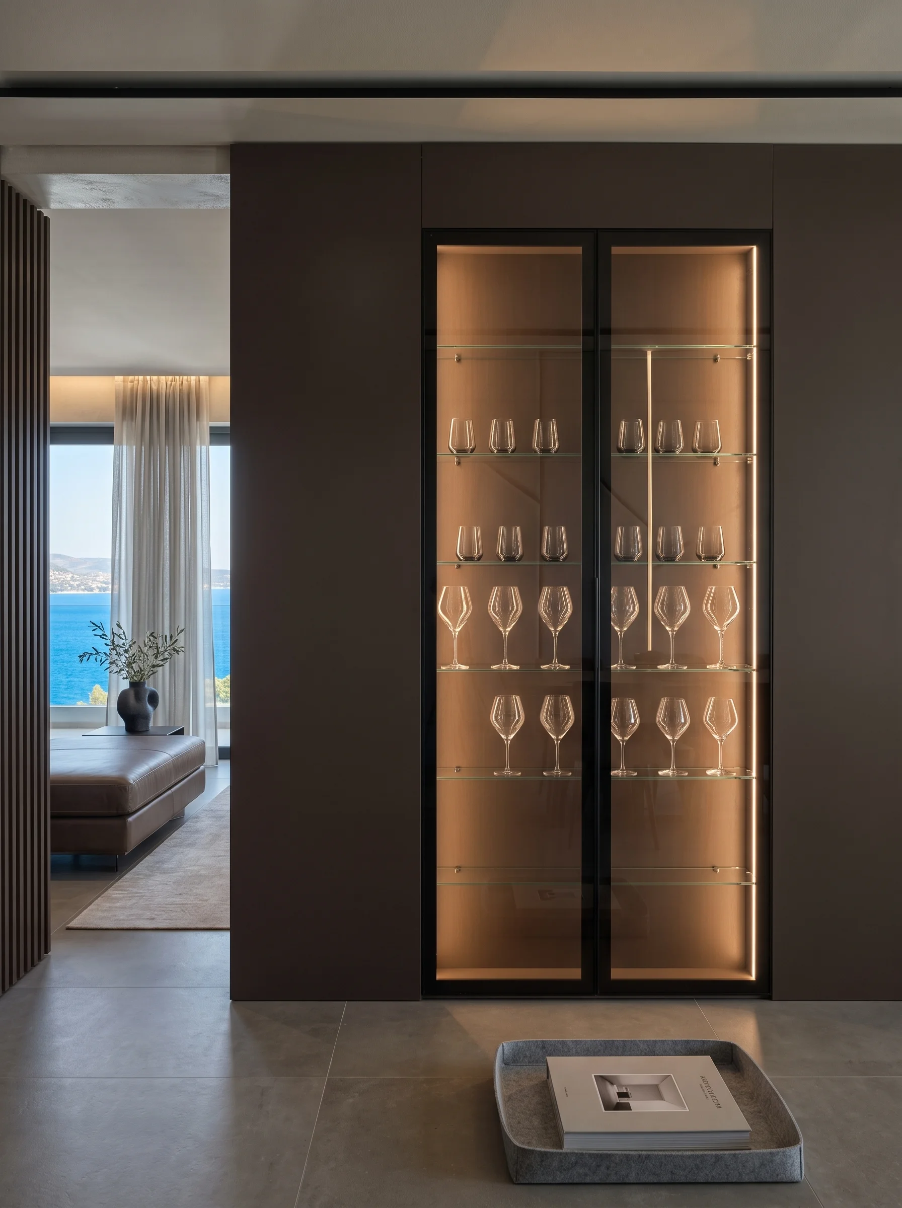 Marina Bay Aquamarine Complex, furnished by ABLE Be Modern