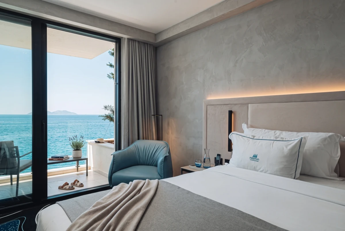 Maritim Collection, Marina Bay, furnished by ABLE Be Modern