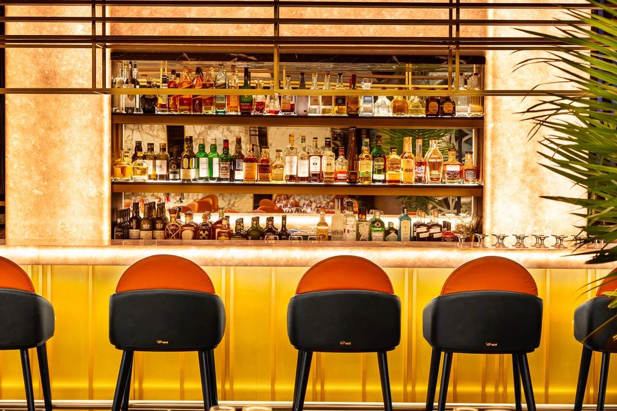 Mirela's Restaurant, restaurant furnishing, Montreal, ABLE Be Modern