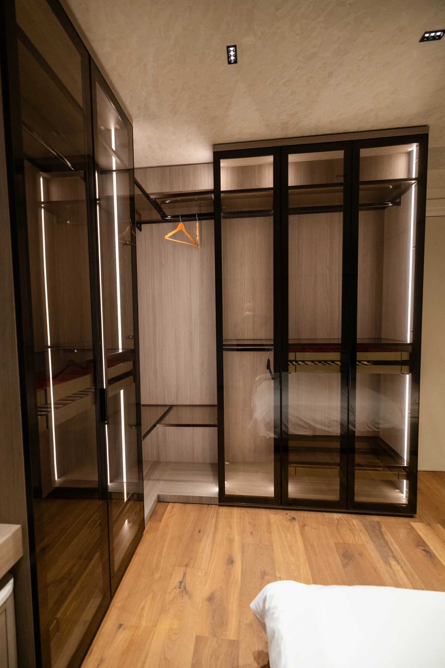 Timberline Villa, furnished by ABLE Be Modern