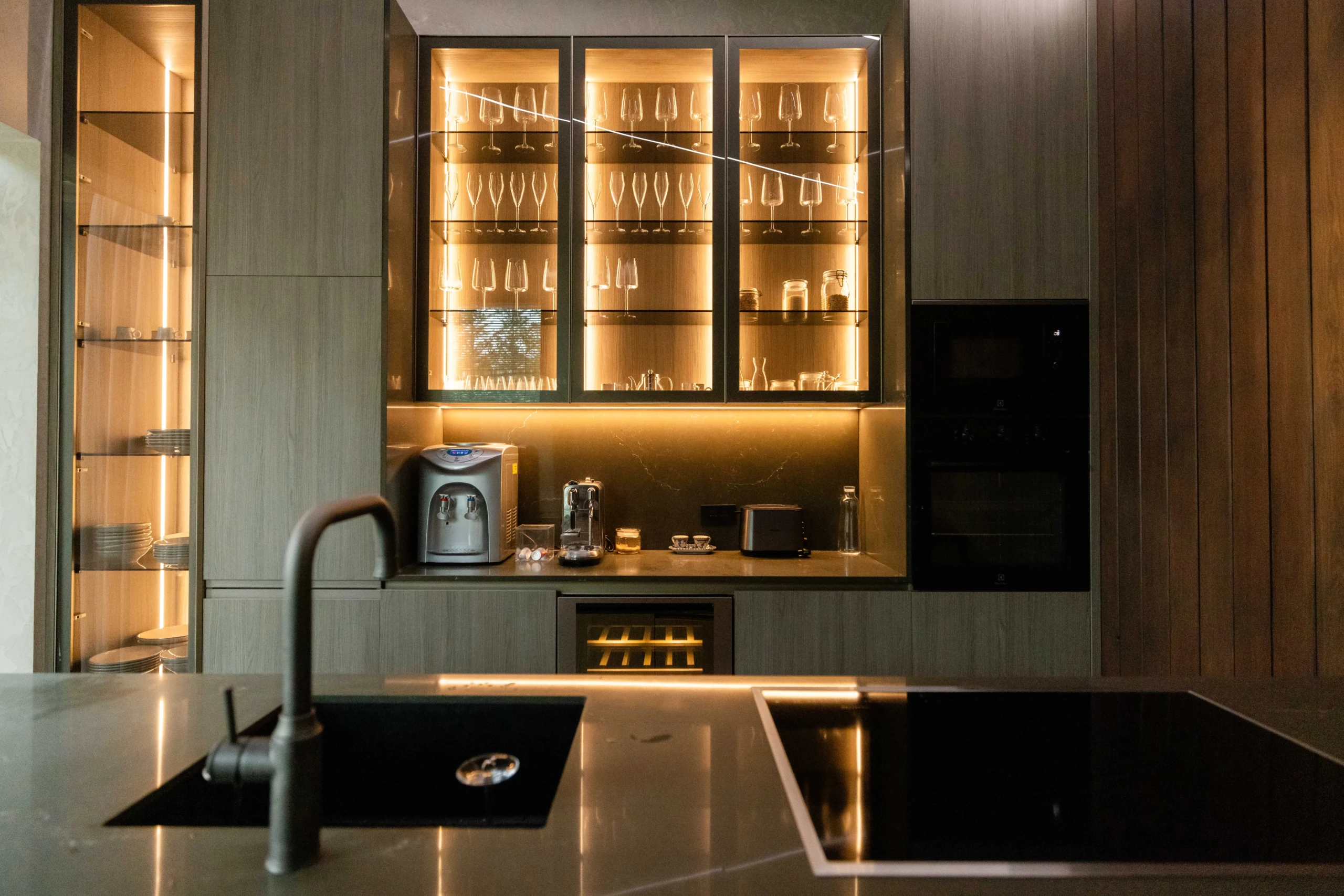 Timberline Villa, furnished by ABLE Be Modern