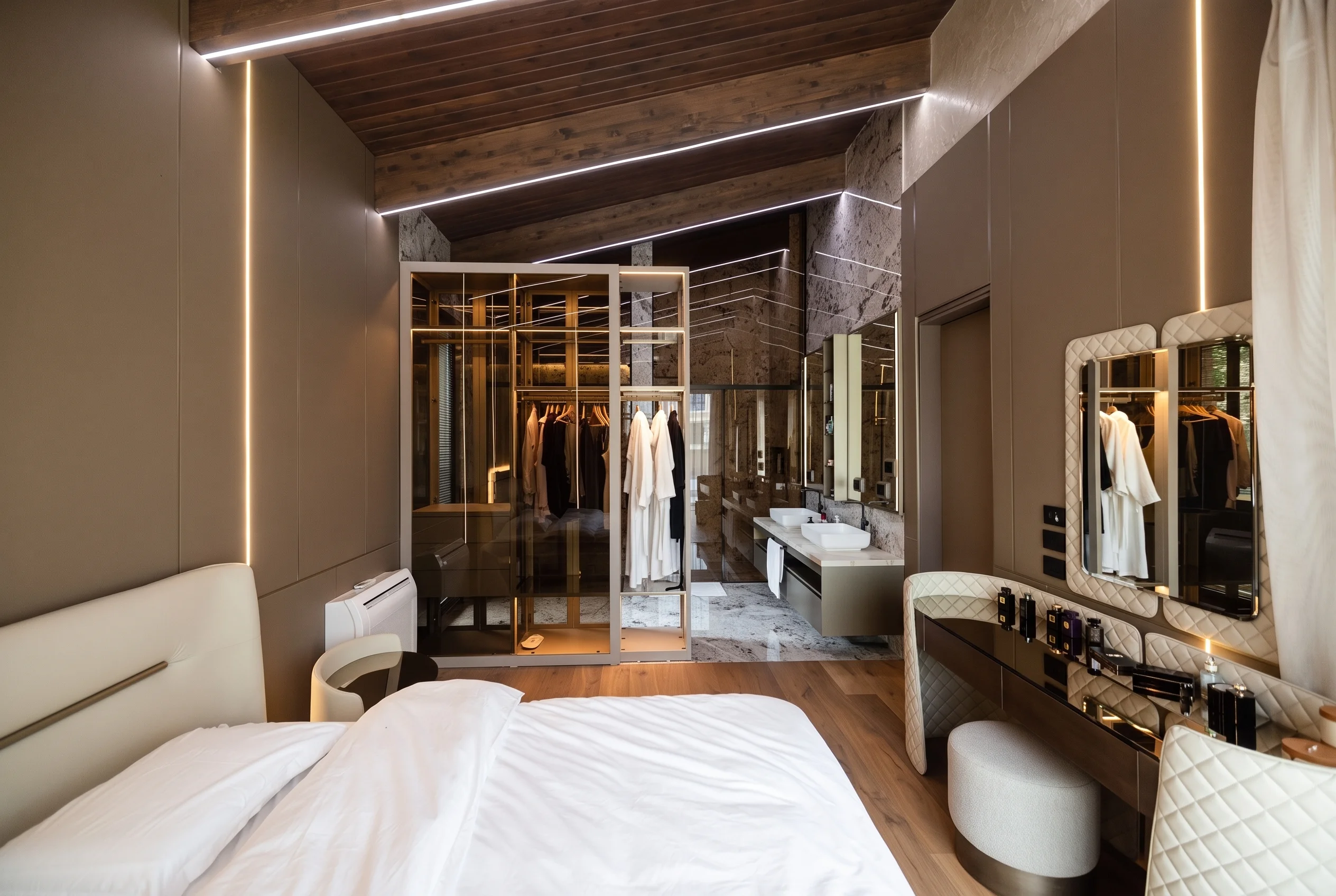 Timberline Villa, furnished by ABLE Be Modern
