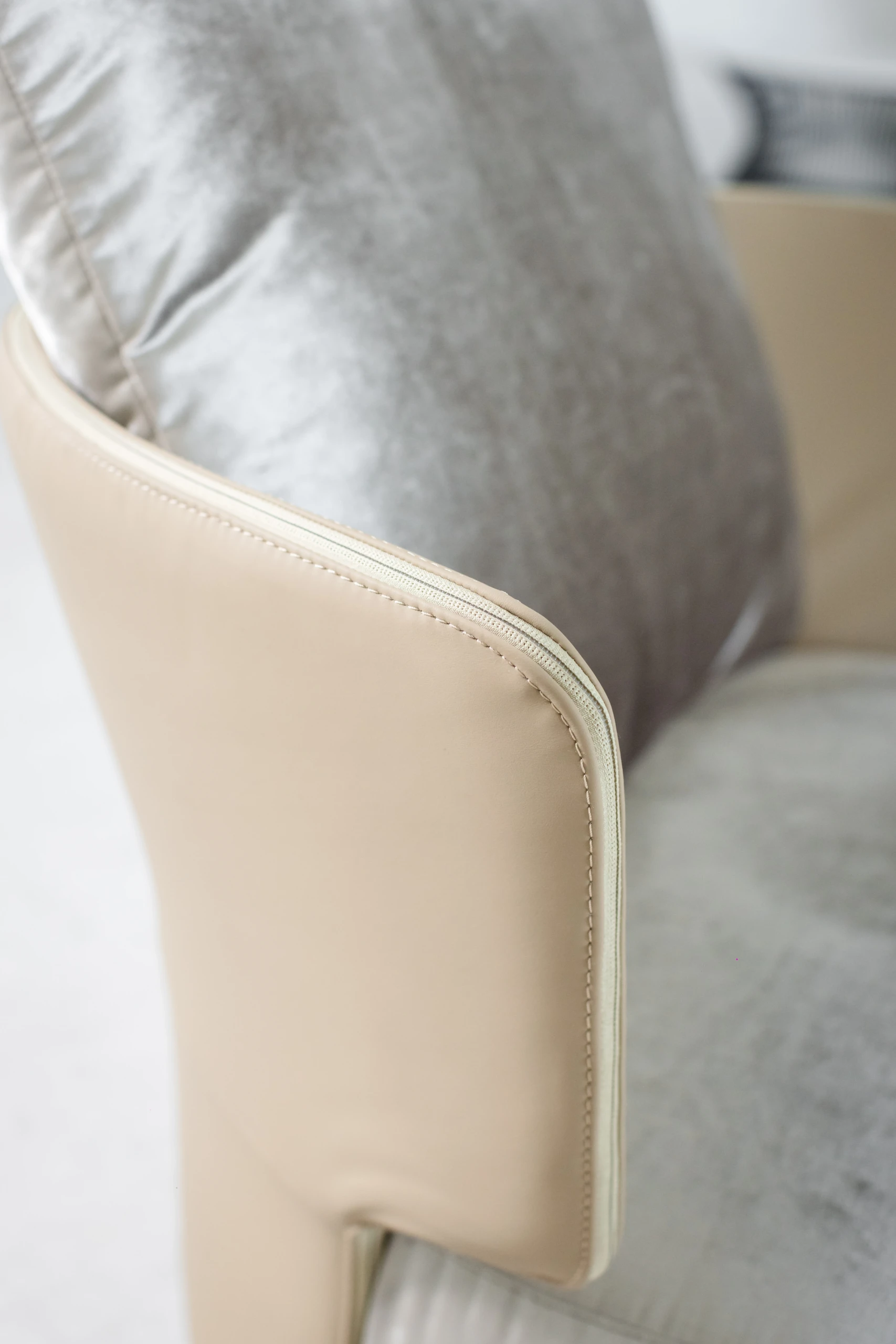 MonRoy product photo