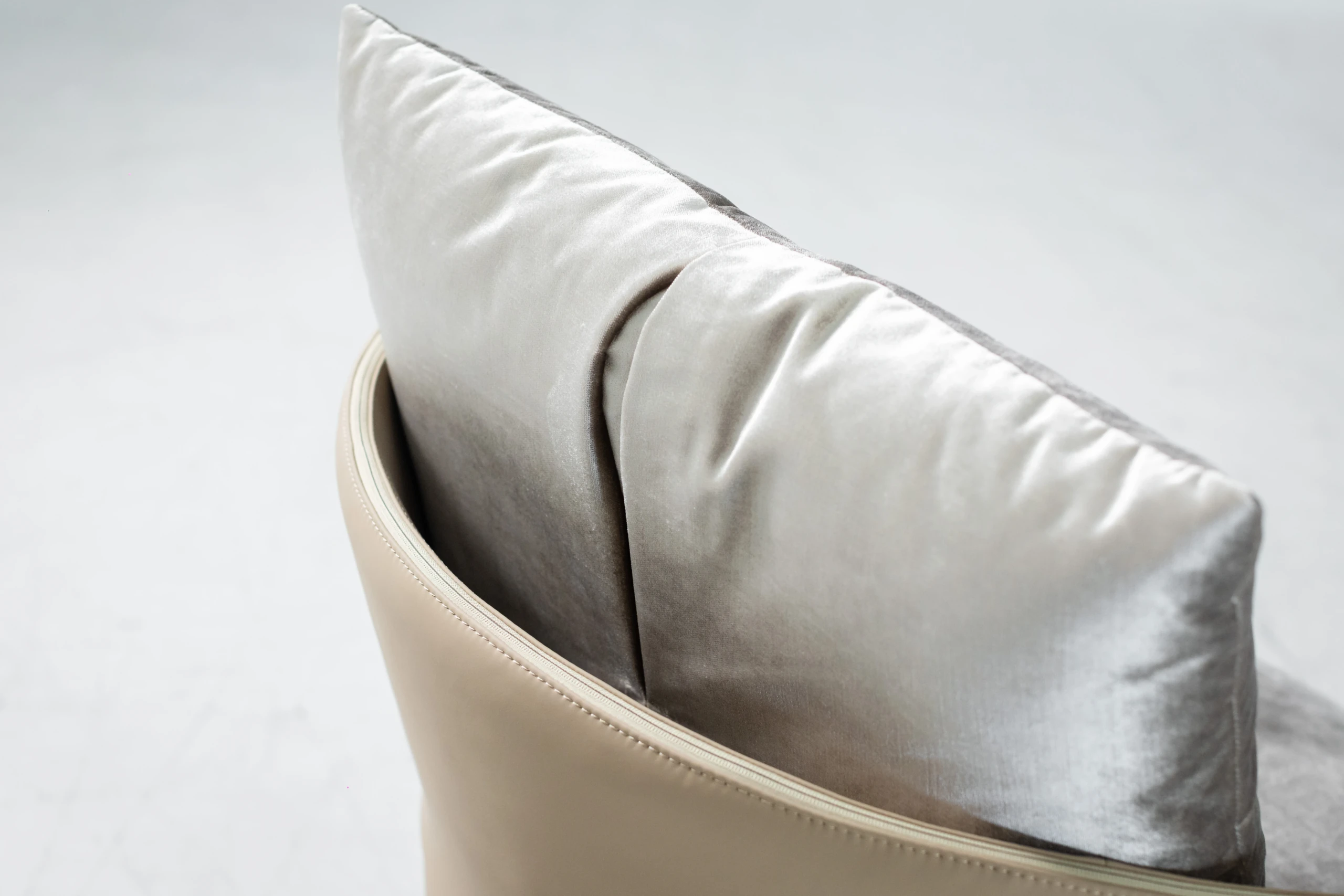 MonRoy product photo